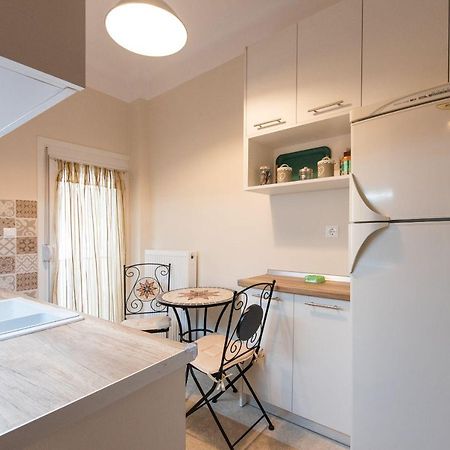 Apricot By Halu! Cozy Apt Next To Agia Sophia Metro Station Thessalonique Extérieur photo