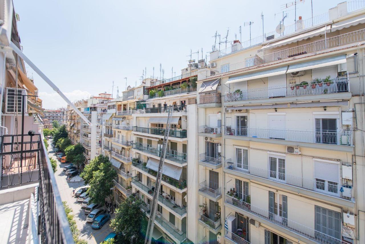 Apricot By Halu! Cozy Apt Next To Agia Sophia Metro Station Thessalonique Extérieur photo